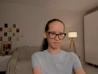 LynetteBails's Live Sex Cam Show