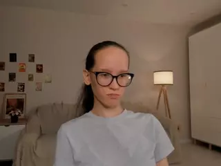 LynetteBails's Live Sex Cam Show