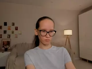 LynetteBails's Live Sex Cam Show