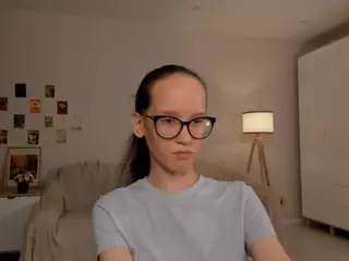 LynetteBails's Live Sex Cam Show