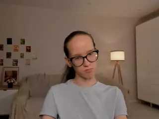 LynetteBails's Live Sex Cam Show