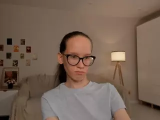 LynetteBails's Live Sex Cam Show
