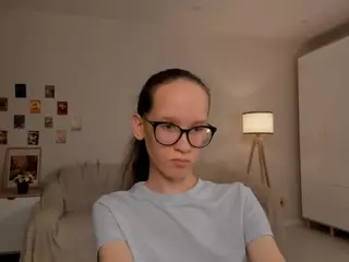 LynetteBails's Live Sex Cam Show