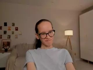 LynetteBails's Live Sex Cam Show
