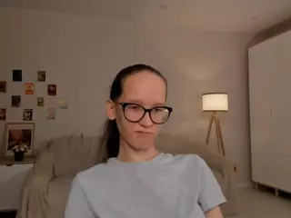 LynetteBails's Live Sex Cam Show