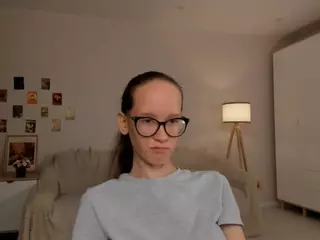 LynetteBails's Live Sex Cam Show