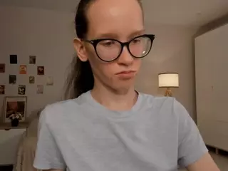 LynetteBails's Live Sex Cam Show