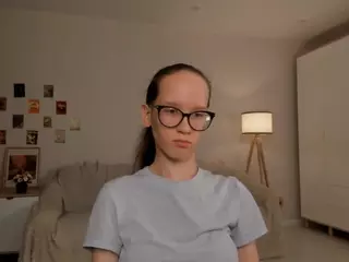LynetteBails's Live Sex Cam Show