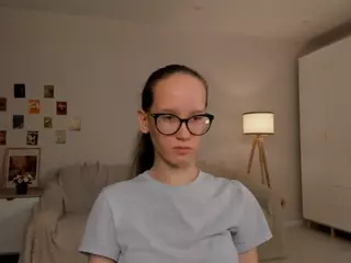 LynetteBails's Live Sex Cam Show