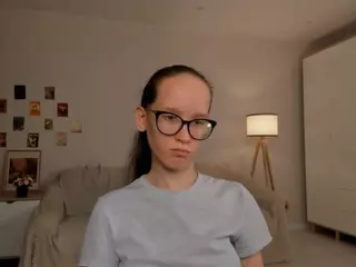 LynetteBails's Live Sex Cam Show