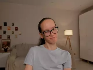 LynetteBails's Live Sex Cam Show