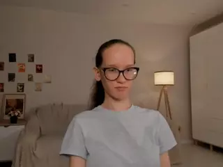 LynetteBails's Live Sex Cam Show
