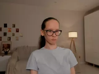LynetteBails's Live Sex Cam Show