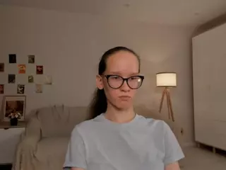 LynetteBails's Live Sex Cam Show