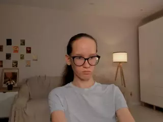 LynetteBails's Live Sex Cam Show