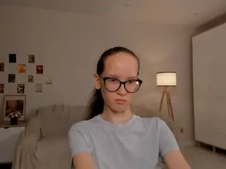 LynetteBails's Live Sex Cam Show
