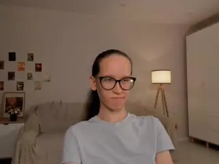 LynetteBails's Live Sex Cam Show
