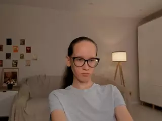 LynetteBails's Live Sex Cam Show