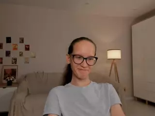 LynetteBails's Live Sex Cam Show