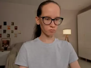 LynetteBails's Live Sex Cam Show