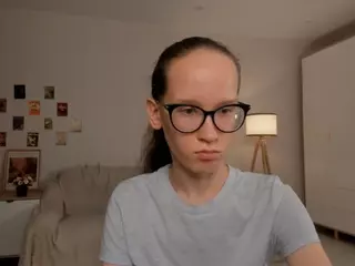 LynetteBails's Live Sex Cam Show