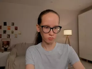 LynetteBails's Live Sex Cam Show