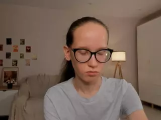 LynetteBails's Live Sex Cam Show