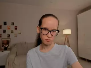 LynetteBails's Live Sex Cam Show