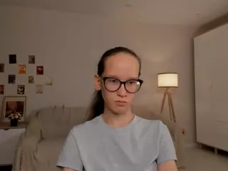LynetteBails's Live Sex Cam Show