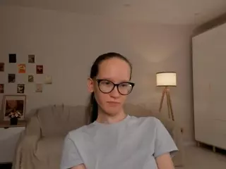 LynetteBails's Live Sex Cam Show