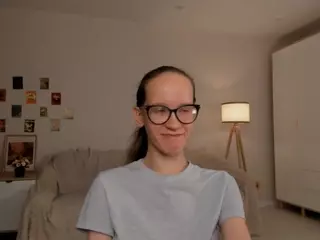LynetteBails's Live Sex Cam Show