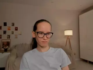 LynetteBails's Live Sex Cam Show