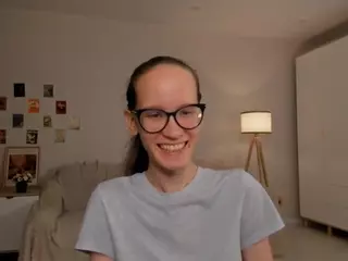 LynetteBails's Live Sex Cam Show