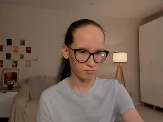 LynetteBails's Live Sex Cam Show