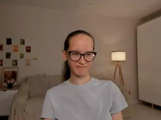LynetteBails's Live Sex Cam Show