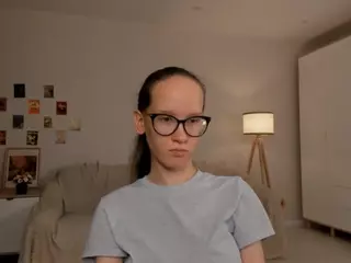 LynetteBails's Live Sex Cam Show