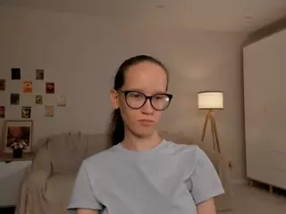 LynetteBails's Live Sex Cam Show