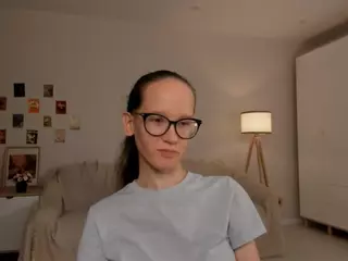 LynetteBails's Live Sex Cam Show