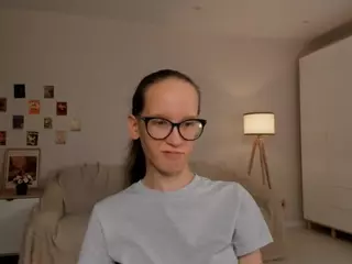 LynetteBails's Live Sex Cam Show