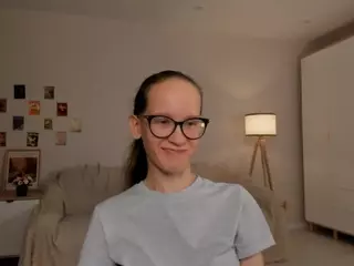 LynetteBails's Live Sex Cam Show