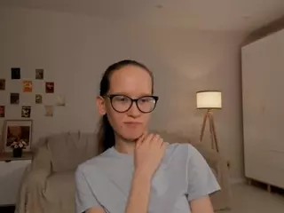 LynetteBails's Live Sex Cam Show