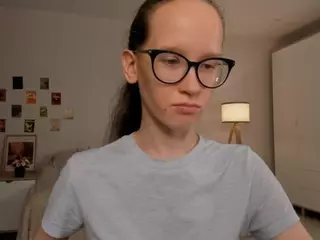 LynetteBails's Live Sex Cam Show