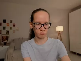 LynetteBails's Live Sex Cam Show