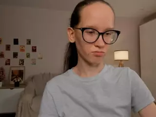 LynetteBails's Live Sex Cam Show