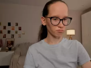 LynetteBails's Live Sex Cam Show