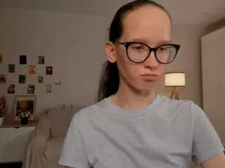 LynetteBails's Live Sex Cam Show