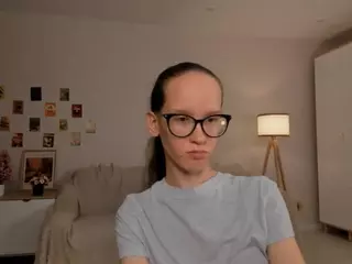 LynetteBails's Live Sex Cam Show