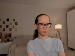 LynetteBails's Live Sex Cam Show