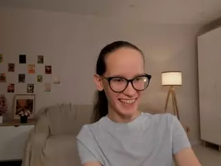LynetteBails's Live Sex Cam Show