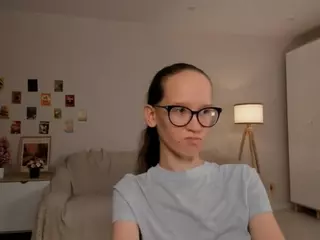 LynetteBails's Live Sex Cam Show